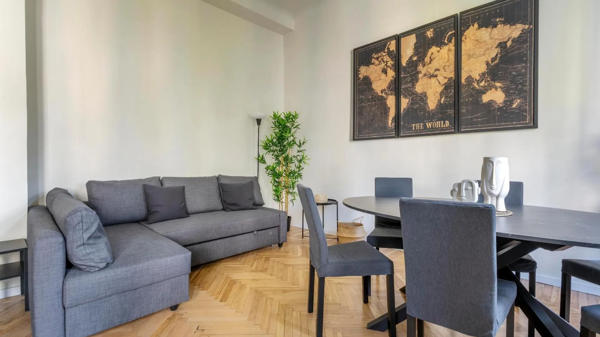 Elegant Brand New Apartments Near Duomo Milan