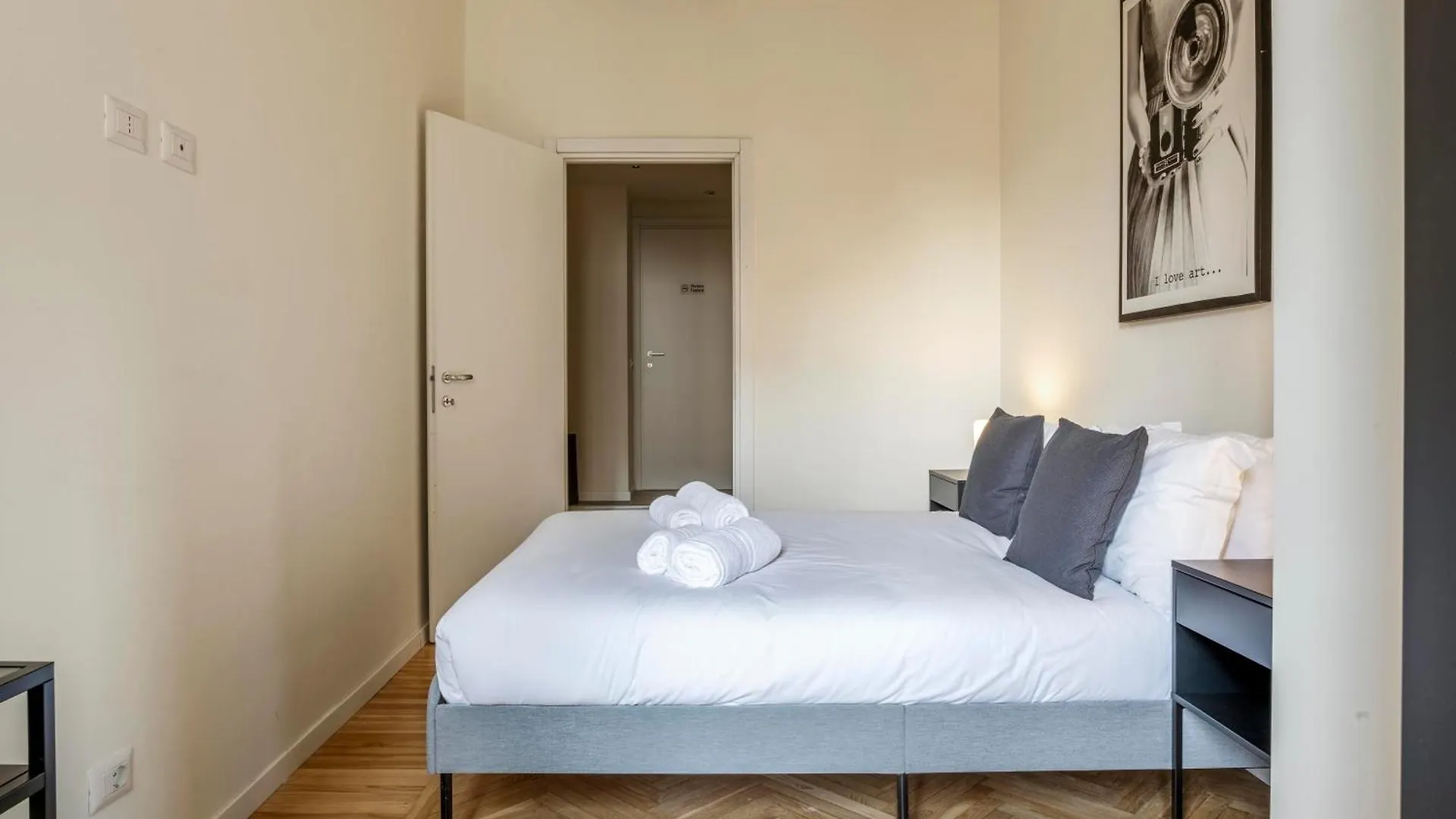 Elegant Brand New Apartments Near Duomo Milan