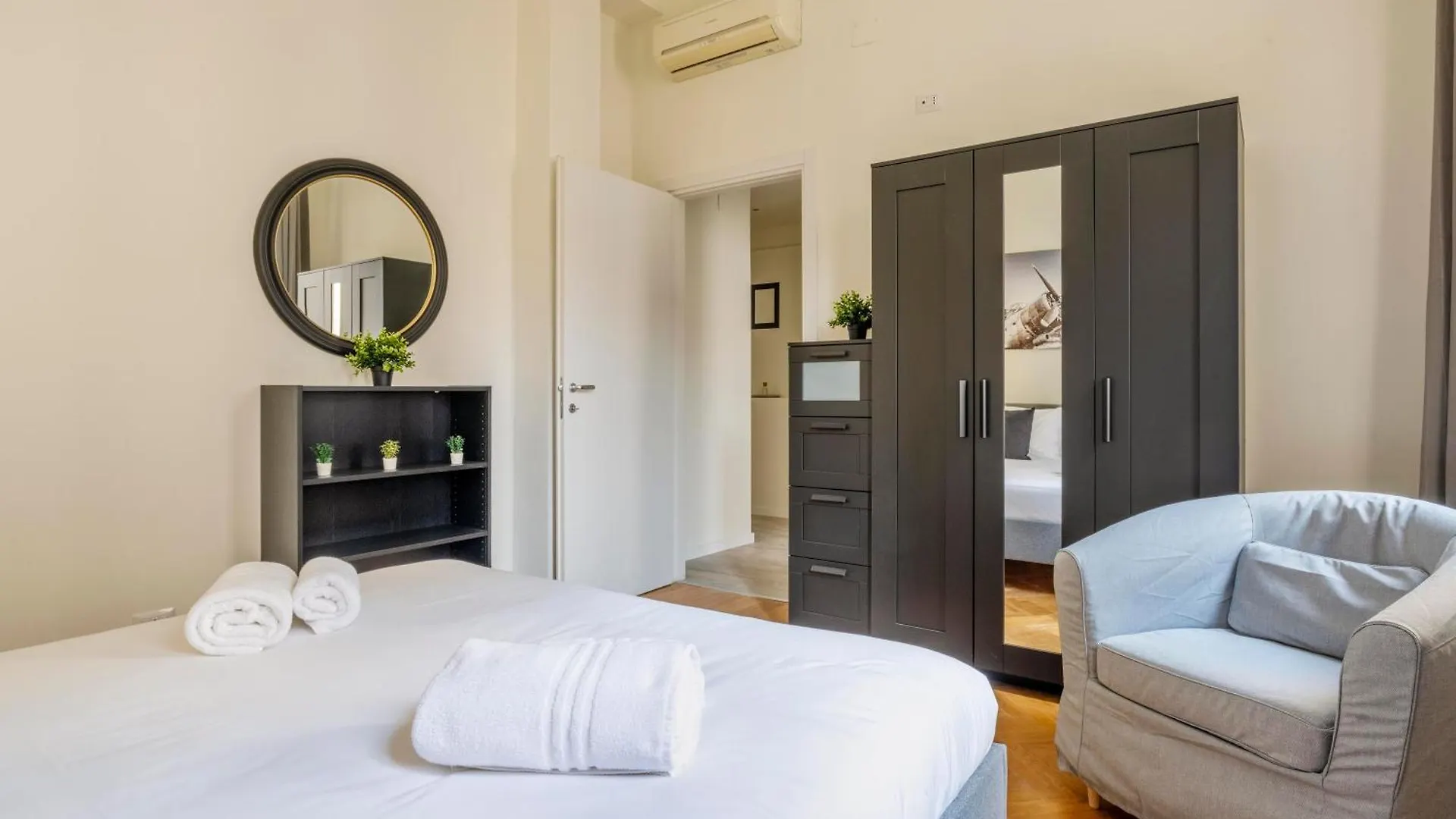 Elegant Brand New Apartments Near Duomo Milan