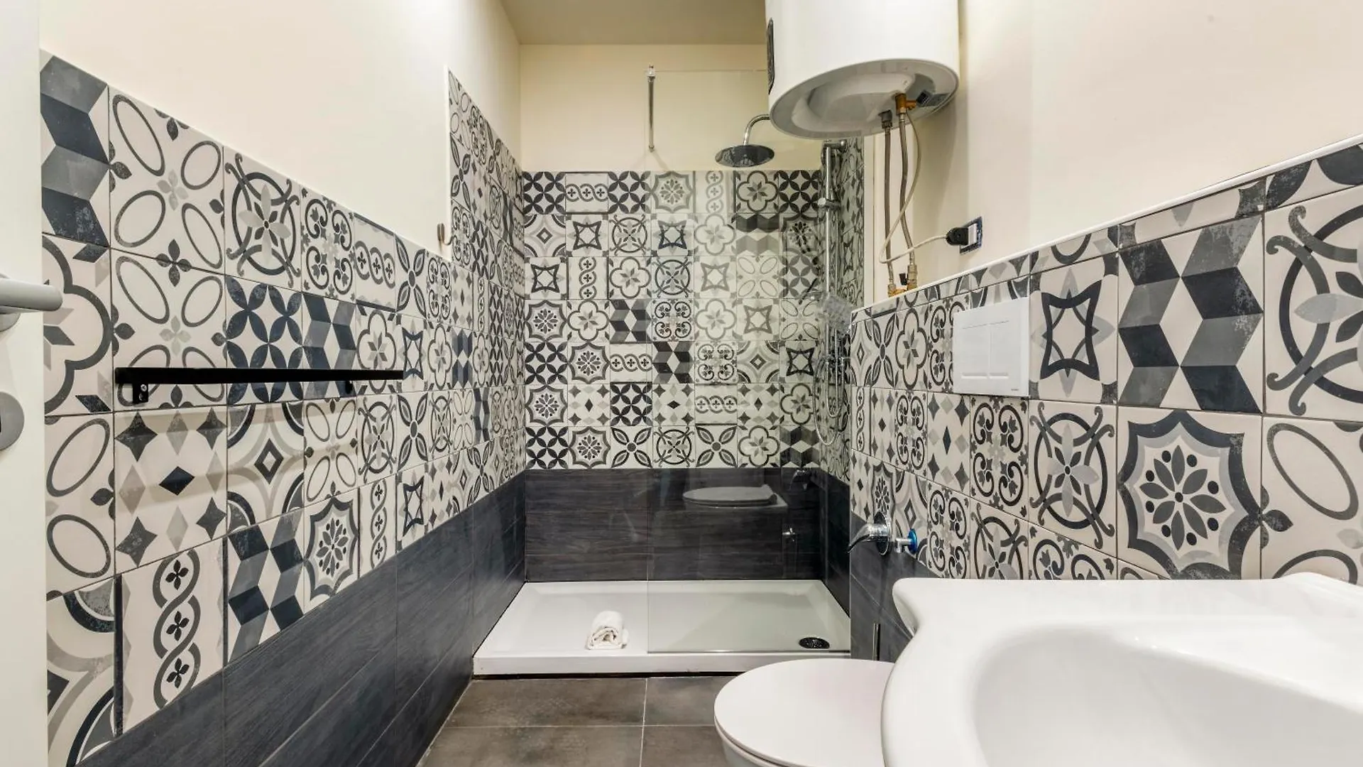 Elegant Brand New Apartments Near Duomo Milan